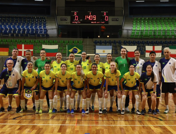 Seleção Feminina do Brasil estreia no Mundial de Futsal de Surdos com goleada